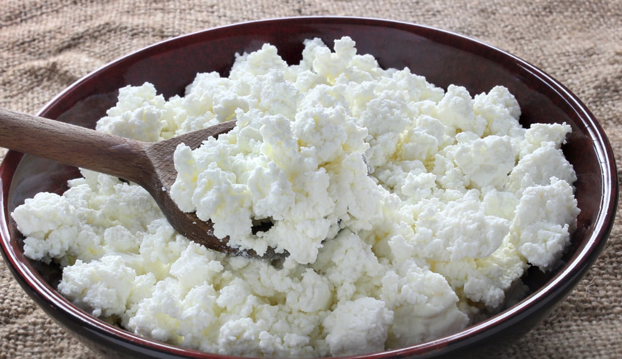 Featured image for "Deadly Listeria Outbreak: Dairy Brands Recall Products Linked to Health Risk"