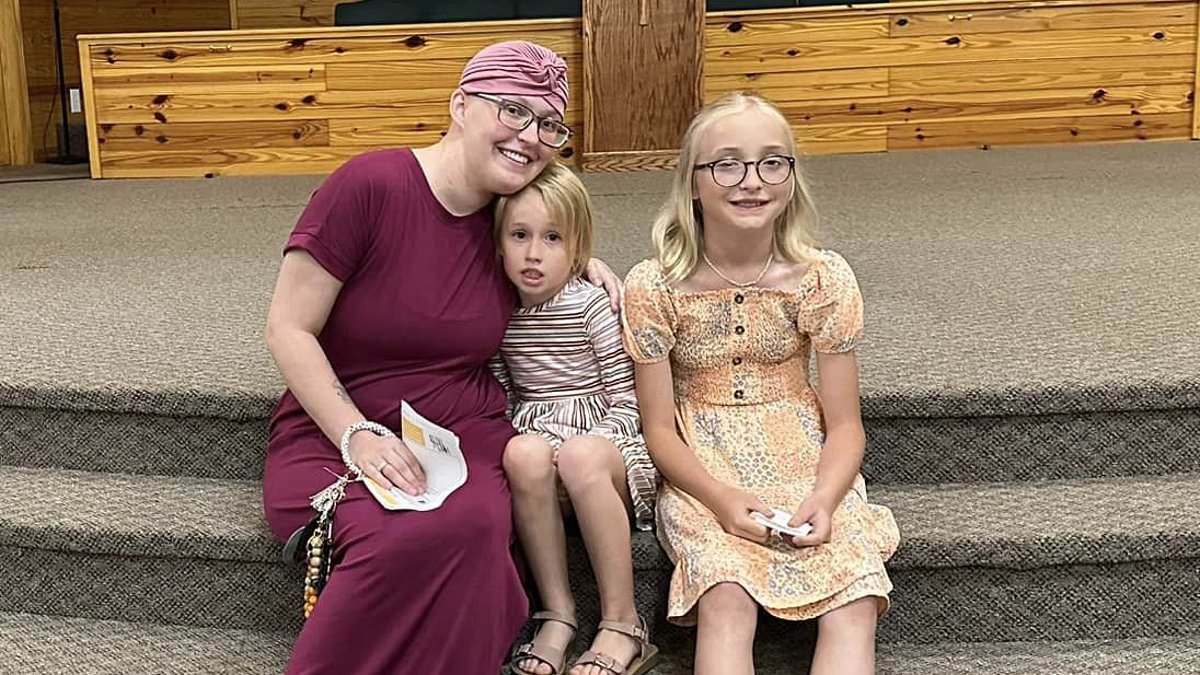 Featured image for Grieving Granddaughters of Anna 'Chickadee' Cardwell Consider Therapy to Cope with Loss