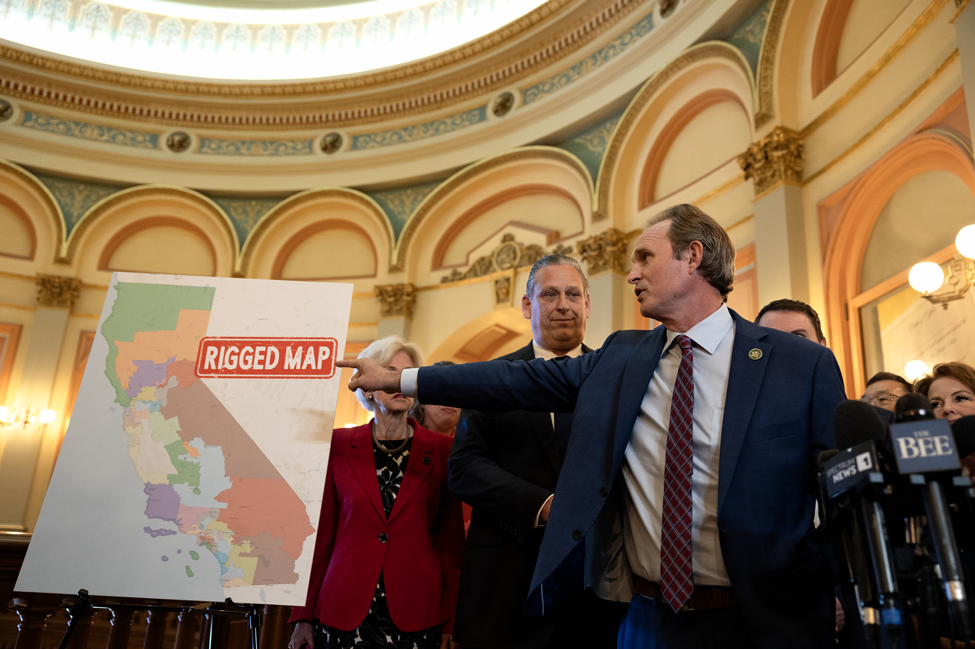 Republicans sue to challenge Newsom's gerrymandering tactics