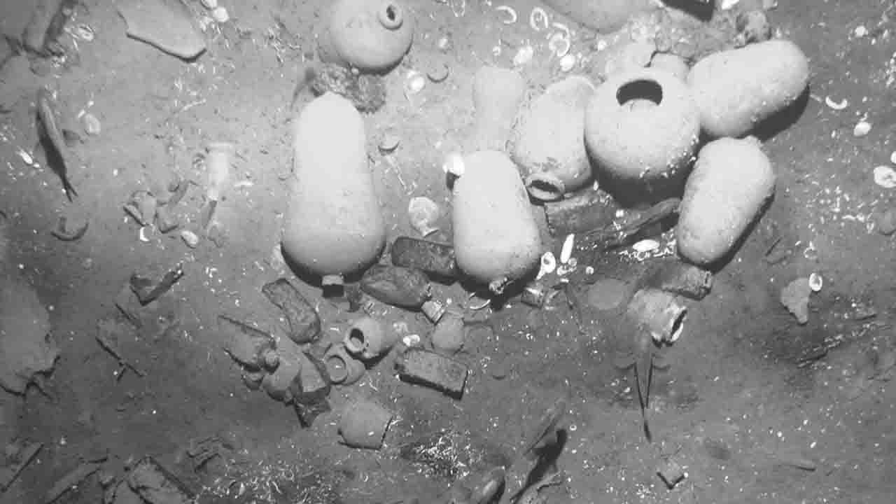Colombia's $20B Sunken Treasure: The Holy Grail of Shipwrecks Resurfaces