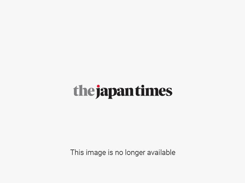 Devastating Typhoon Lan wreaks havoc in western Kansai, causing widespread damage and power outages