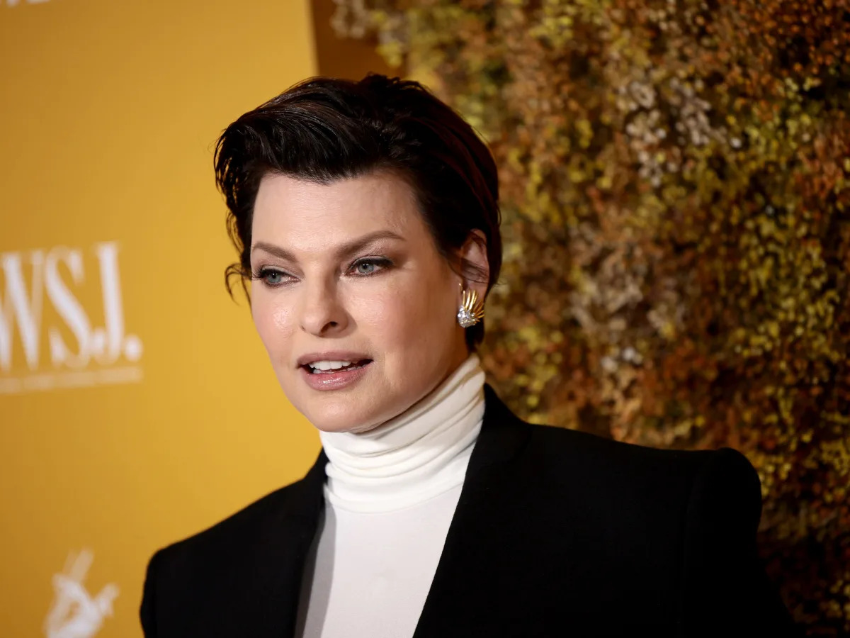 Featured image for Linda Evangelista's Dating Life Takes a Hit After CoolSculpting Mishap