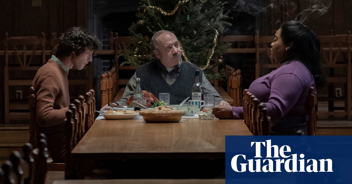 Featured image for "The Holdovers: Alexander Payne, Kevin Tent, and Paul Giamatti Reunite for a Memorable Film"