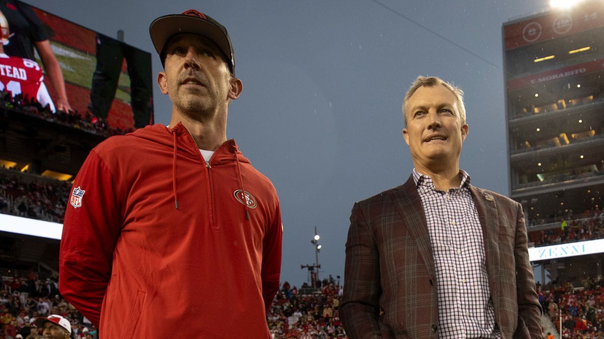 Featured image for "Shanahan's Pre-Game Message to Lynch: Key to 49ers' NFC Title Win"