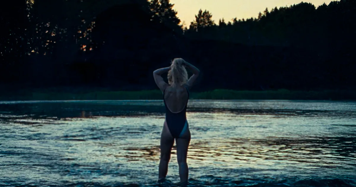 Featured image for Trendsetting Women Embrace Solo Sea Adventures