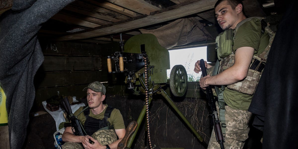 Intense Battles and Old Weapons: Ukraine vs Russia at the Frontline.