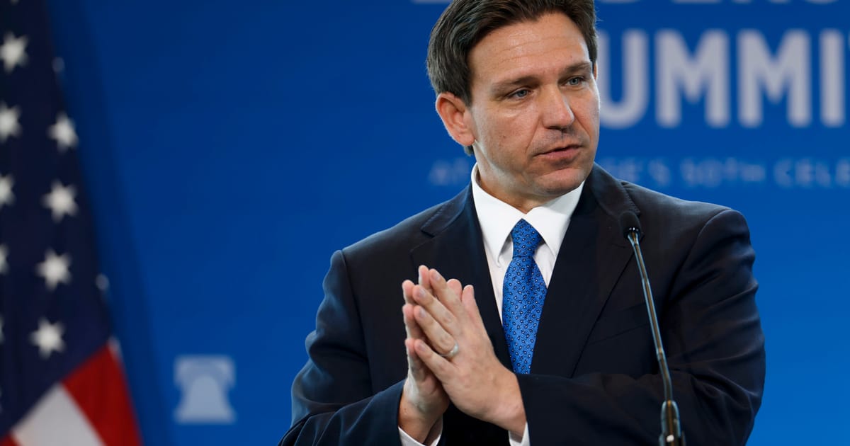 Featured image for DeSantis' Controversial Actions and Meetings Draw Attention.