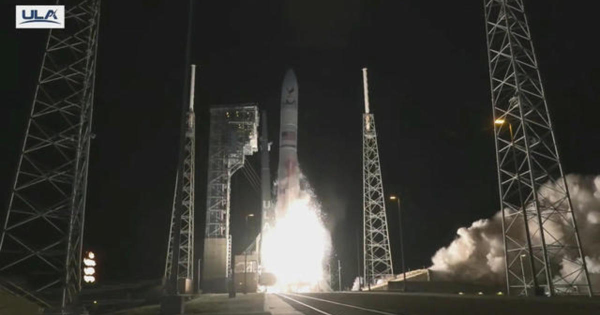 "Japan's Historic Moon Landing Mission Faces Glitch Threat"