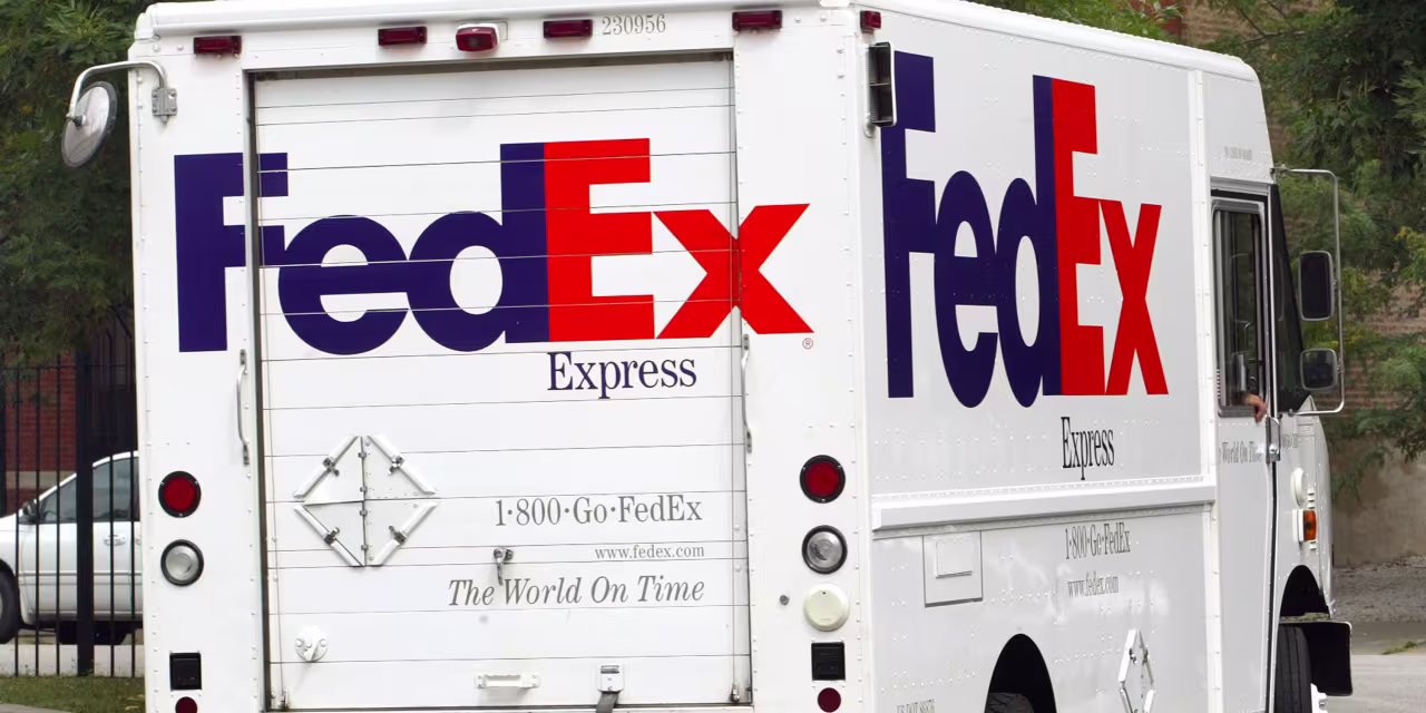 Featured image for FedEx's Stock Plunges as Revenue Forecast is Slashed