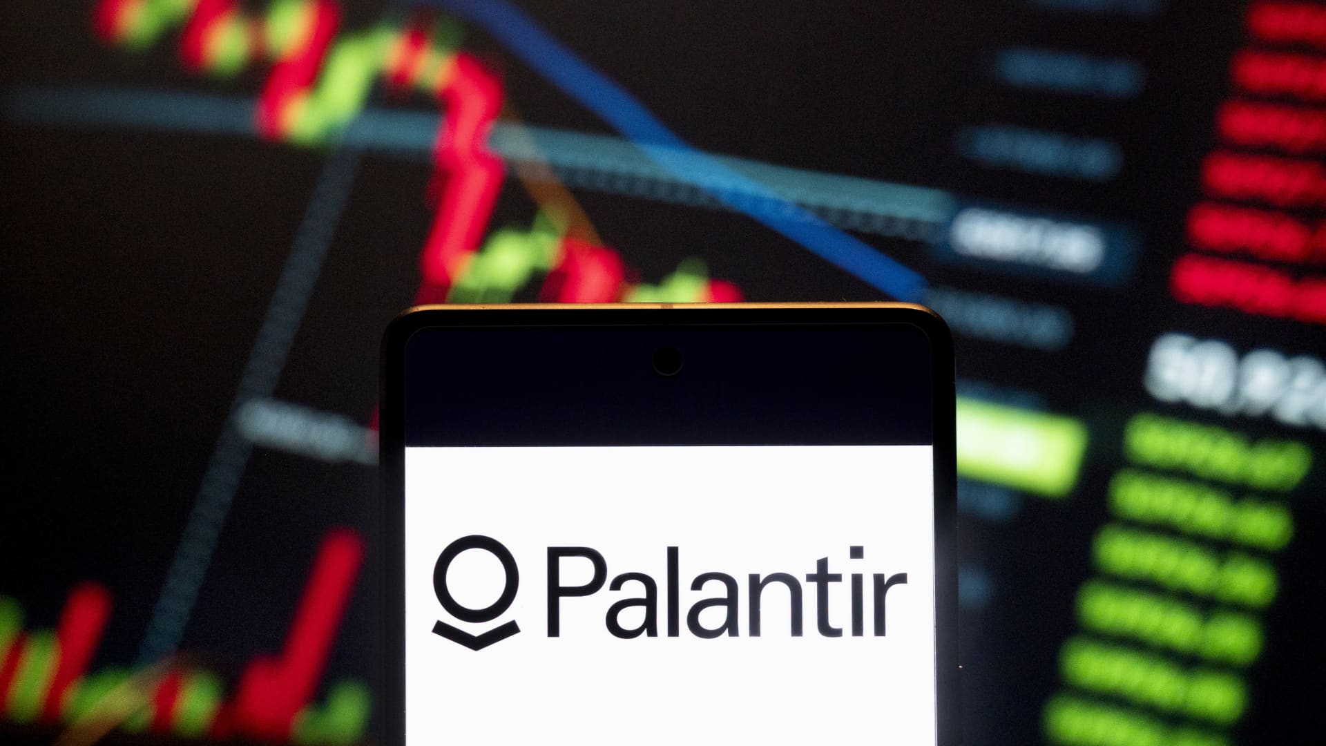Palantir's Q3 Earnings Preview: Expectations and Market Impact