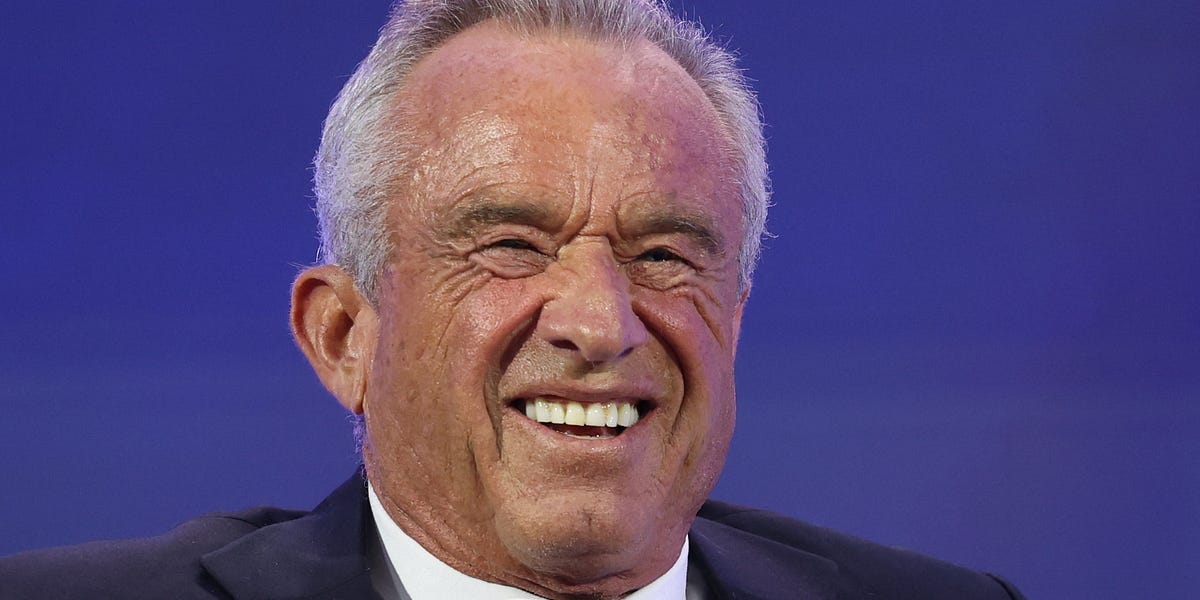 Featured image for U.S. Plans to Revise Childhood Vaccine Schedule Amid Controversy