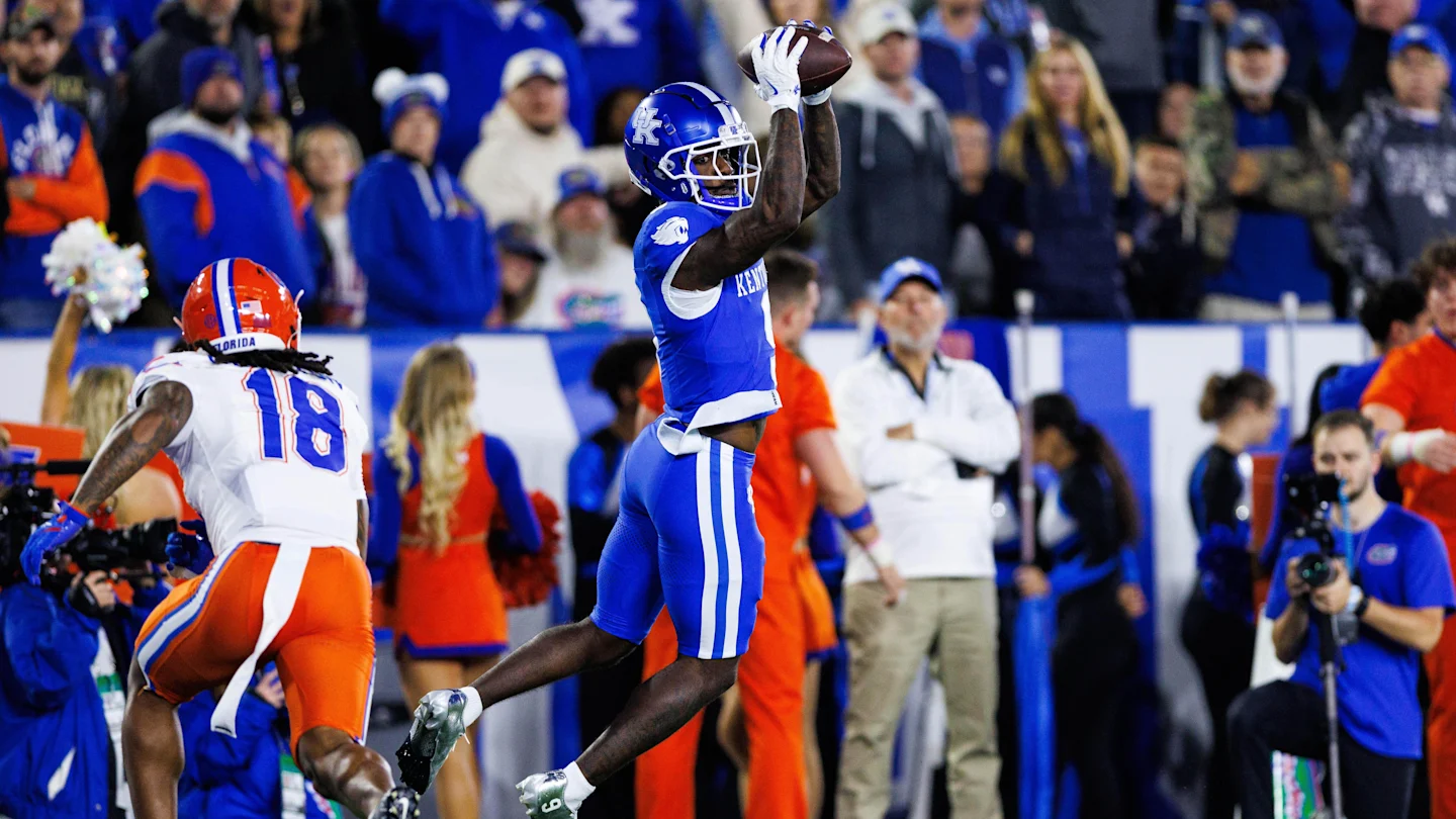 Featured image for Kentucky Dominates Florida in a 38-7 SEC Showdown