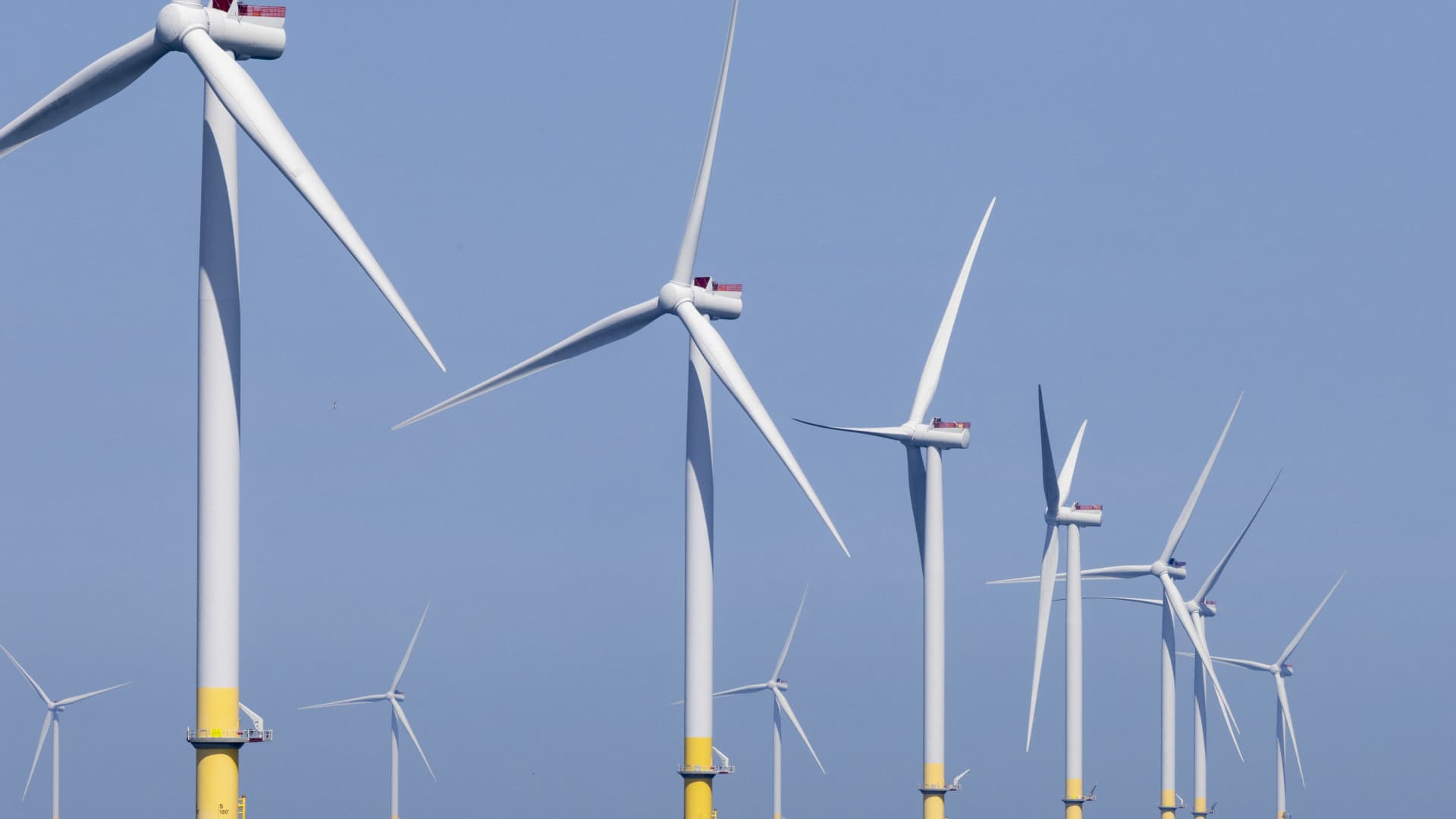 Featured image for Orsted Shares Drop 17% as U.S. Halts Rhode Island Wind Project
