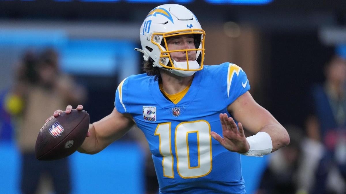 "Expert's NFL Picks: Chargers vs. Jets - Monday Night Football Odds and Predictions"