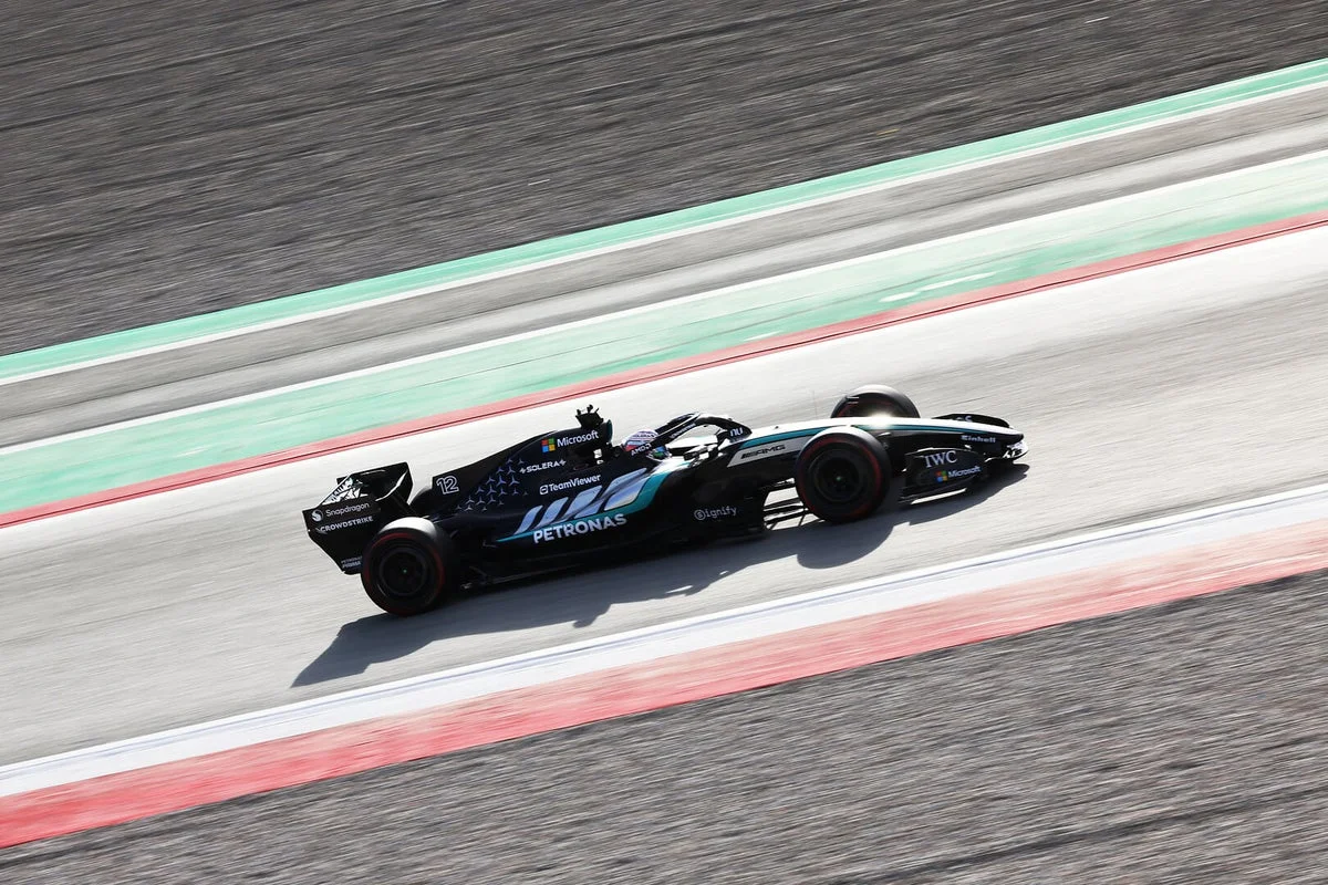 Mercedes Sets Early Pace in Barcelona Shakedown for 2026 F1 Era