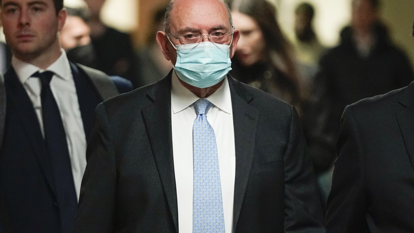 Ex-Trump CFO Weisselberg in Perjury Plea Negotiations