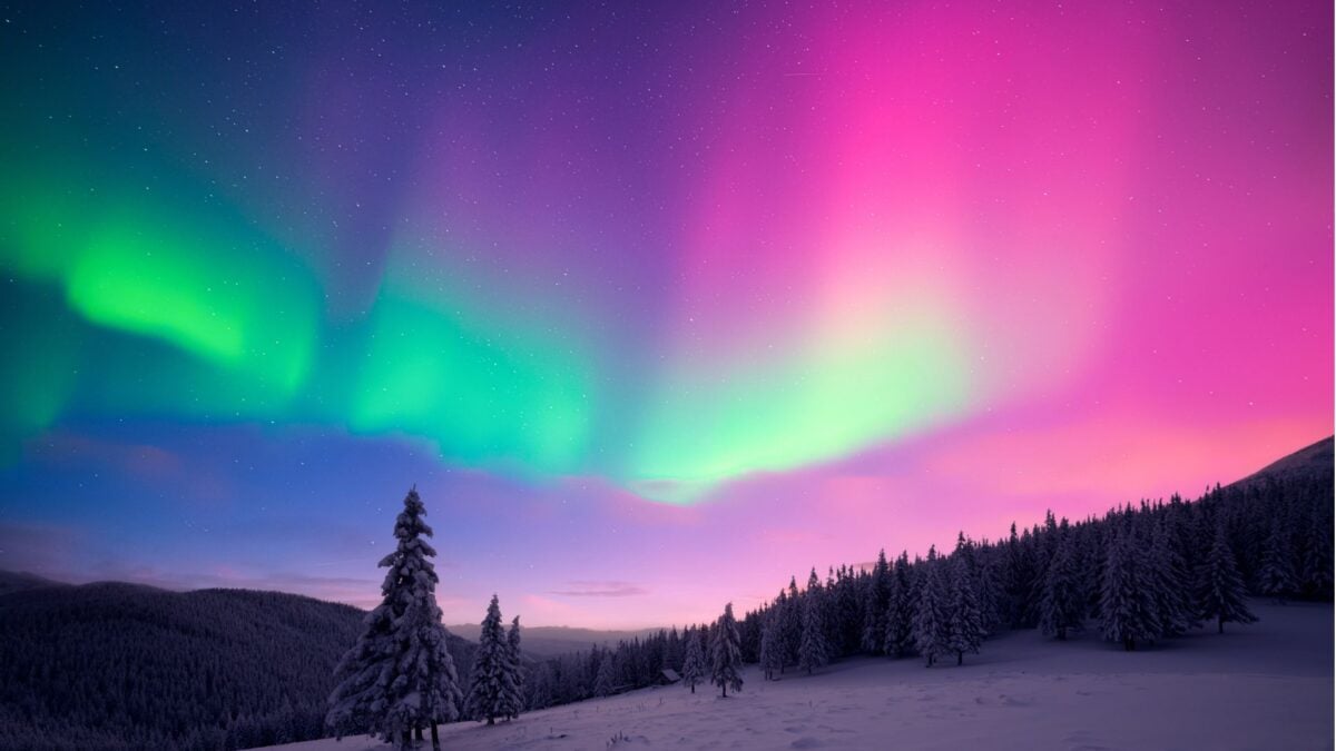 Northern Lights May Dazzle 15 US States Tonight
