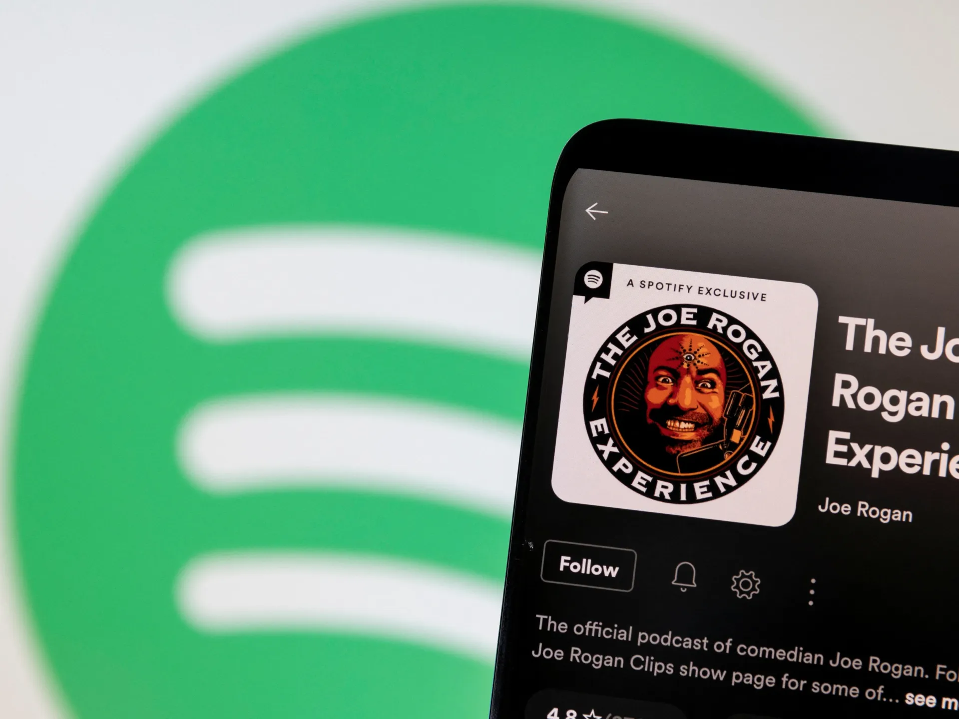 Featured image for Joe Rogan Fires Back at Australian Media Criticism