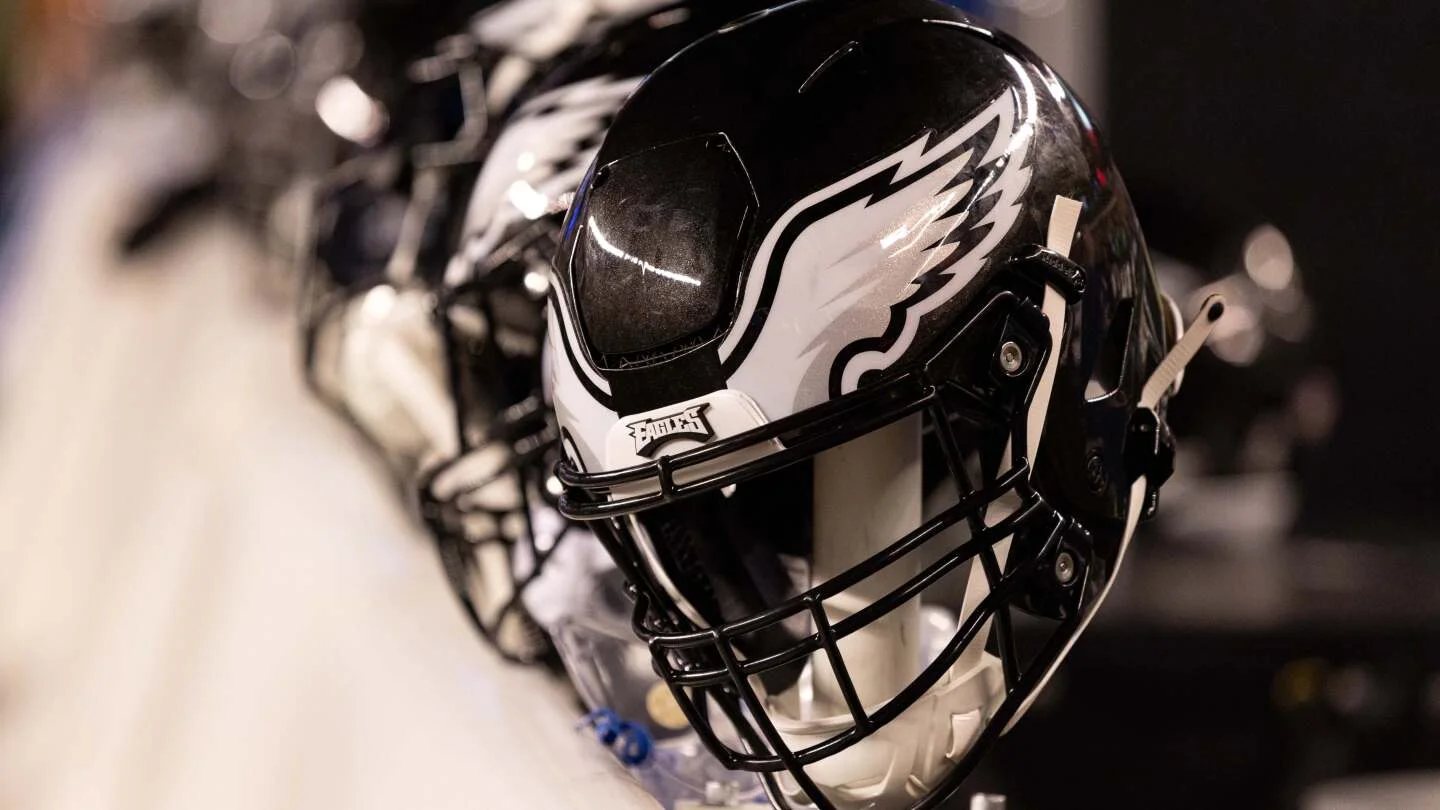 Eagles Begin Hunt for New OC as Hurts’ Style Tests the Playbook