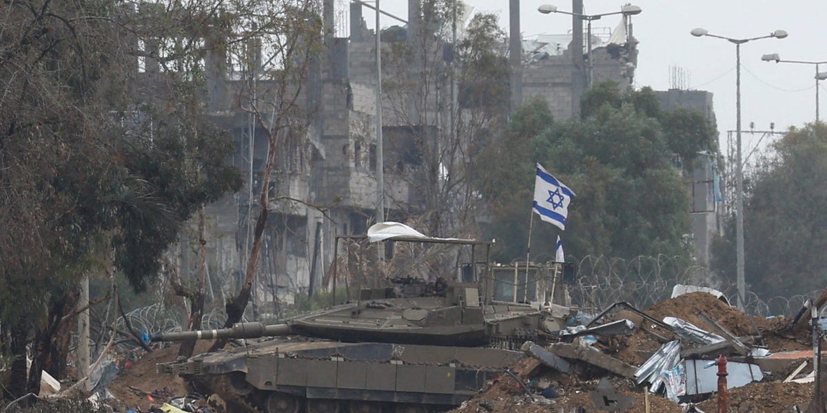 "Israel Faces Dilemma: Defeating Hamas or Saving Hostages?"