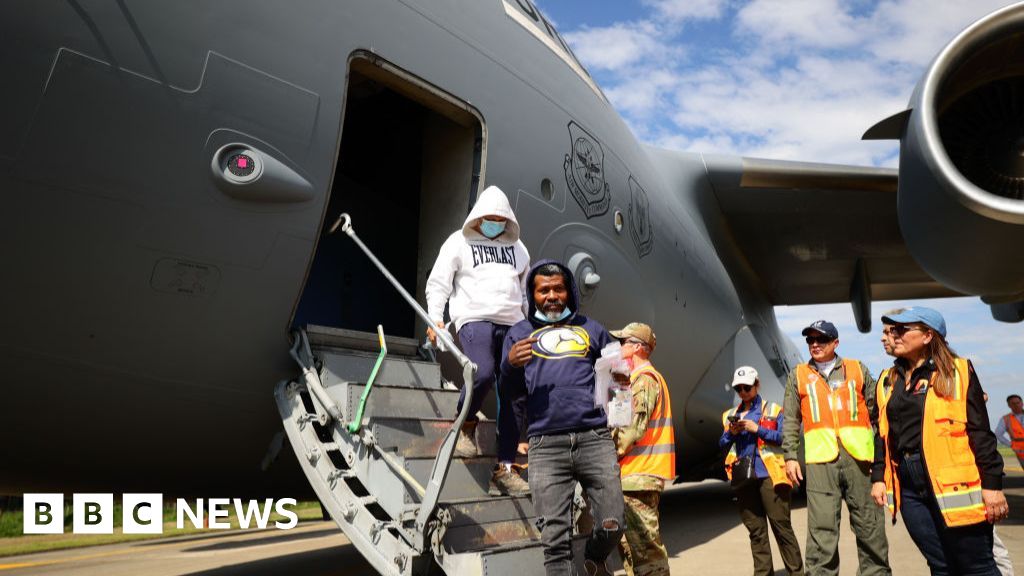 US Expands Deportation Agreements to Honduras and Uganda