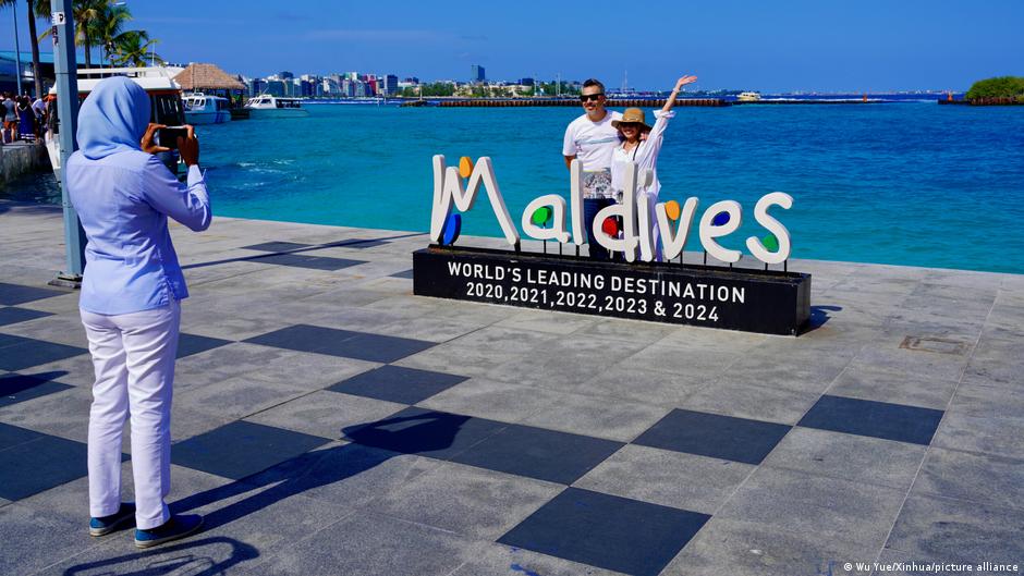 Featured image for Maldives Implements Ban on Smoking Across Generations