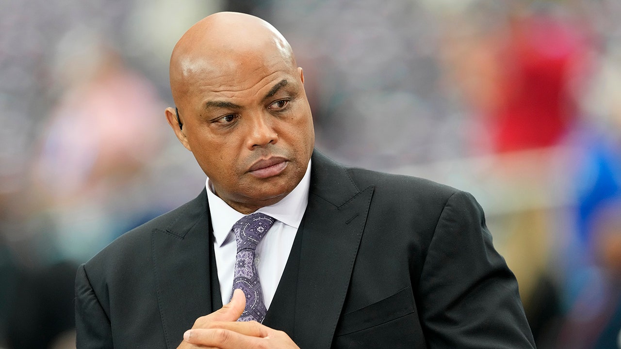 Featured image for Charles Barkley Weighs Future as 'Inside the NBA' Faces Uncertainty