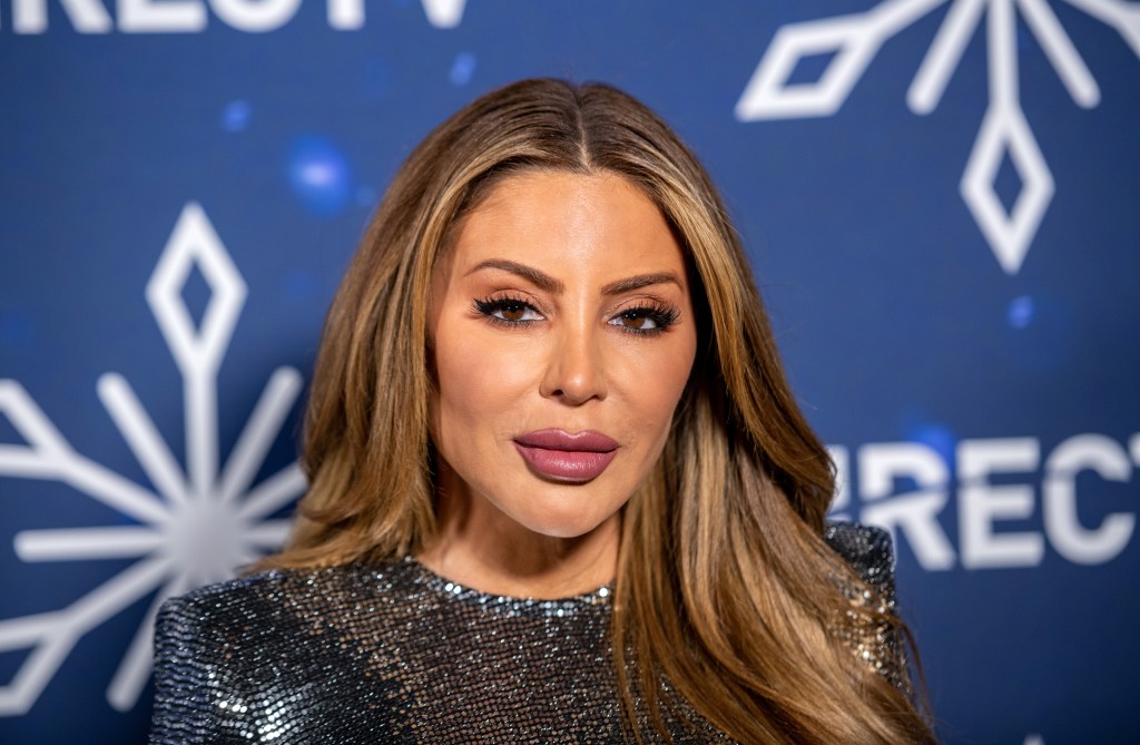 Featured image for Larsa Pippen Faces Backlash Over Edited Beach Photo: 'Cover Up'