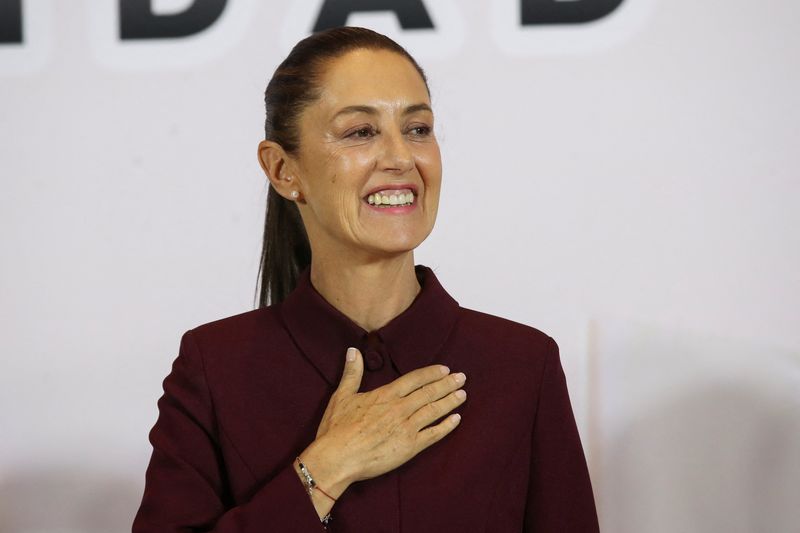 Featured image for Sheinbaum Emerges as Front-Runner for Mexico's Ruling Party Presidential Ticket