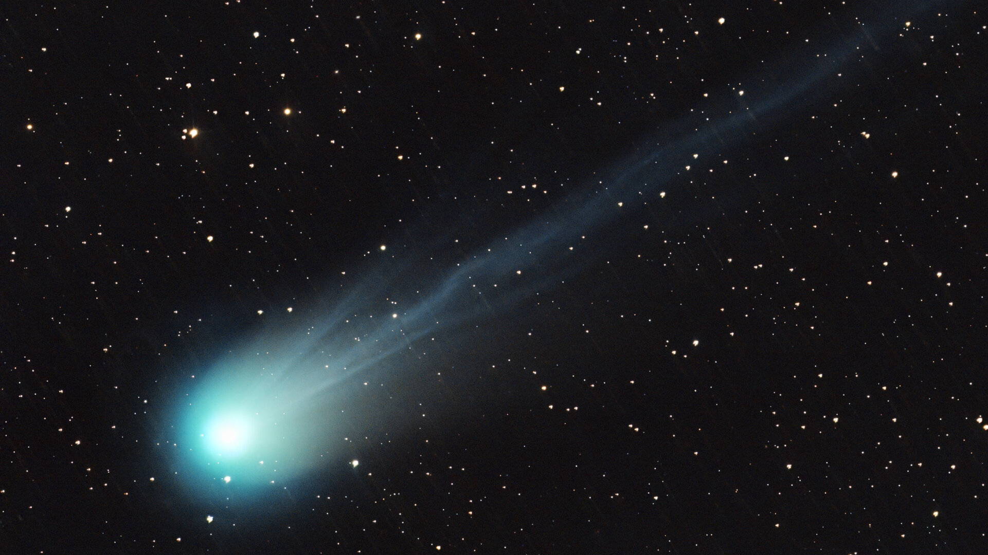 "Rare Sight: 'Devil Comet' and Total Solar Eclipse Illuminate April Night Sky"