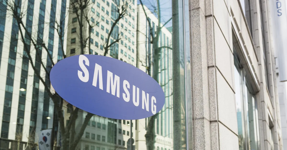 Samsung Prohibits Use of ChatGPT and Other AI Tools by Employees.