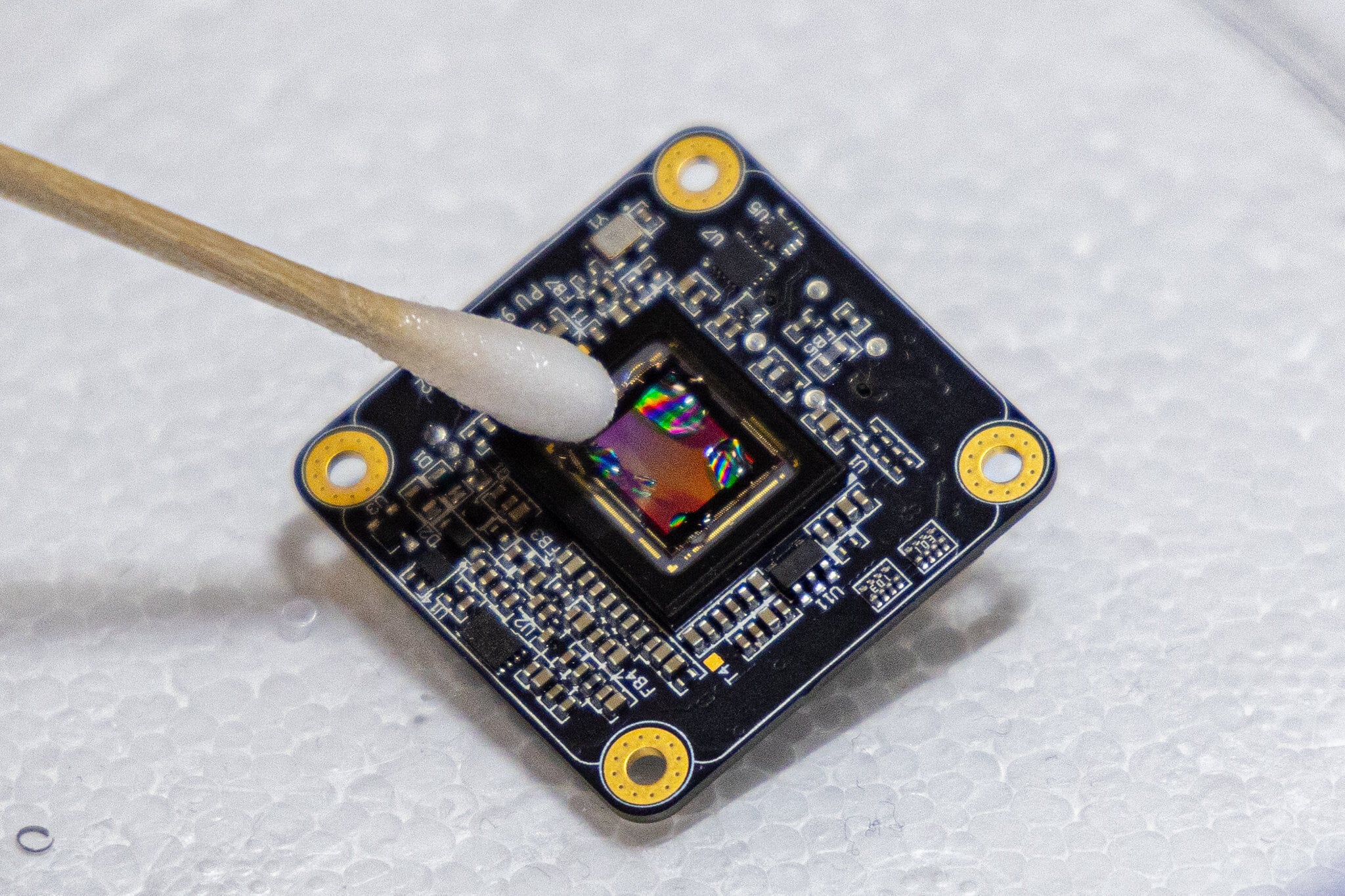 Featured image for Mini microscope revolutionizes real-time 3D brain imaging in animals