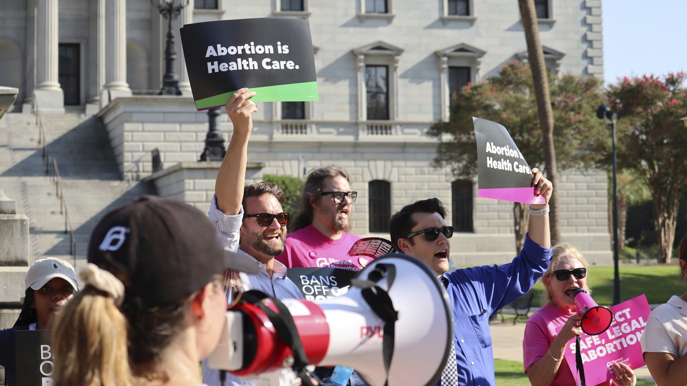 "South Carolina Woman Joins Planned Parenthood in Lawsuit Against State's Abortion Ban"