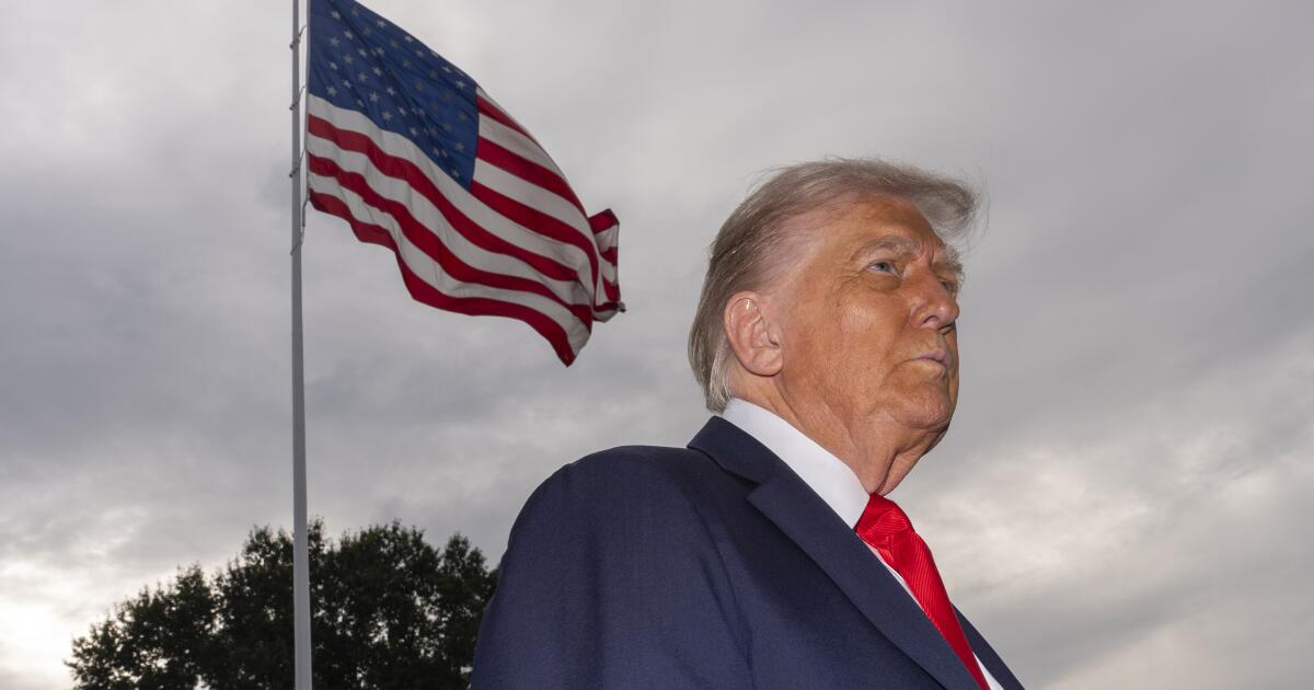 Featured image for Trump Calls for Jailing Chicago Mayor and Illinois Governor Amid Tensions