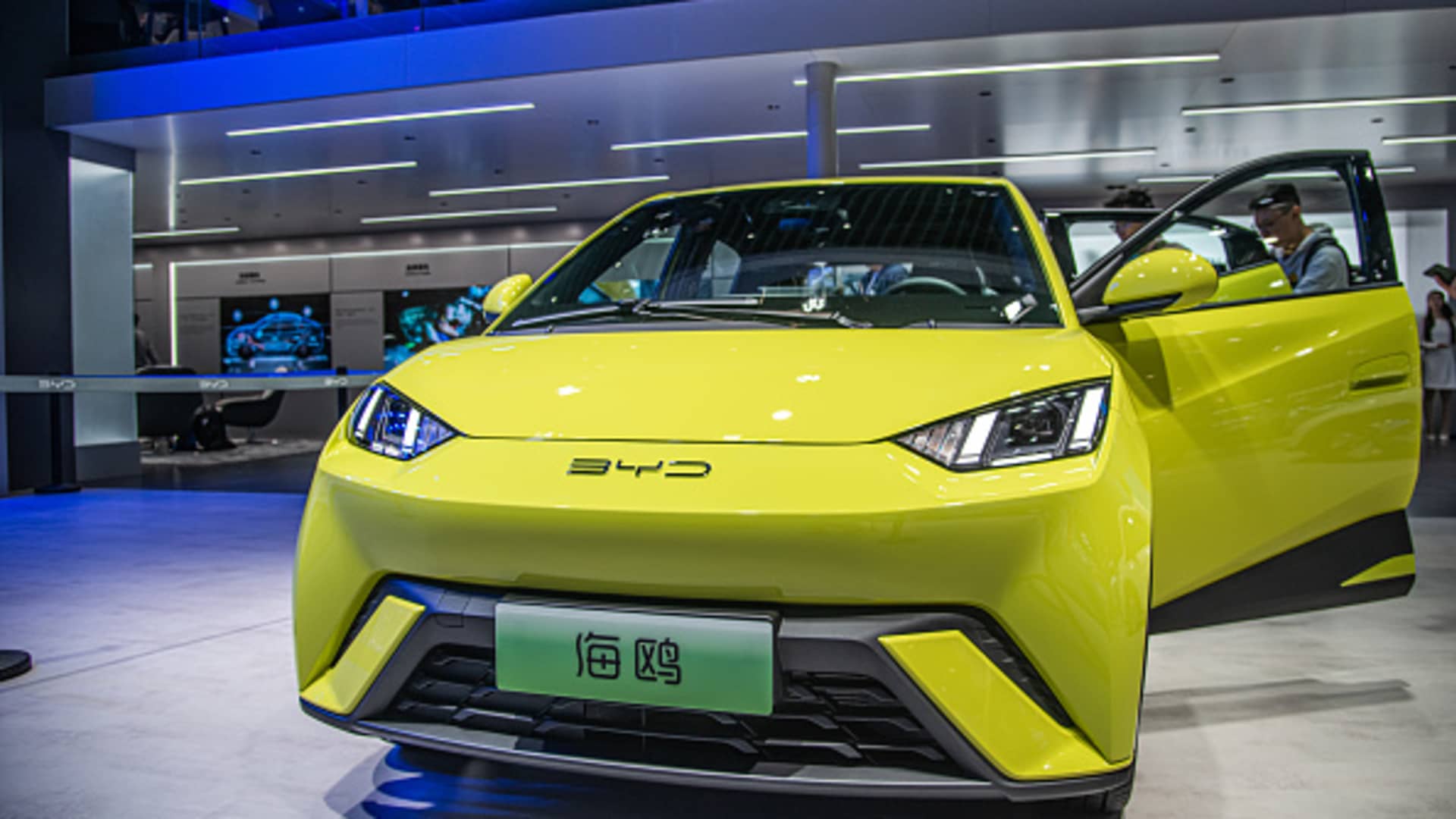 Featured image for "Rising Chinese EV Market Rattles Global Auto Industry and Politicians"