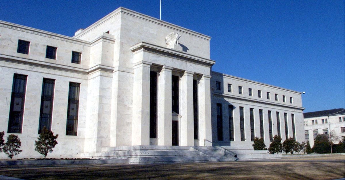 Investors flock back to dividend stocks as Fed hikes come to an end