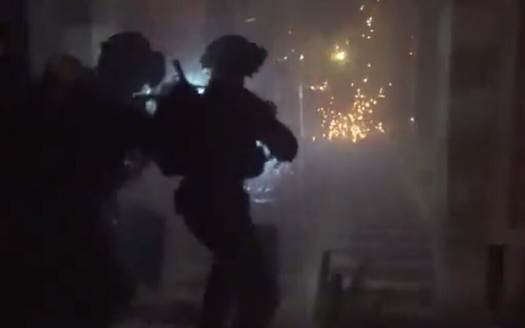 Clashes and Violence Erupt at Al-Aqsa Mosque in Jerusalem