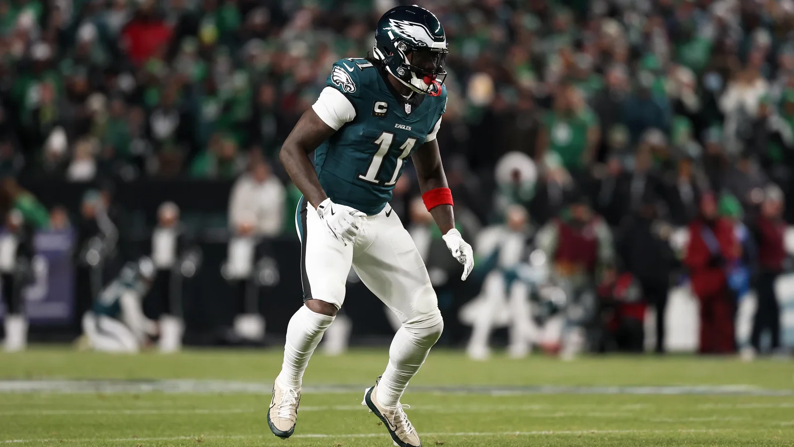 Patriots Chase Big-WR Upgrades After Diggs Exit, Linked to Alec Pierce and A.J. Brown