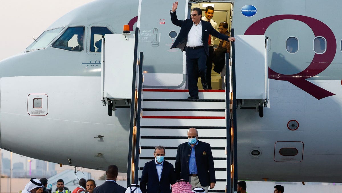"Americans Freed in Iran Prisoner Swap Return Home"