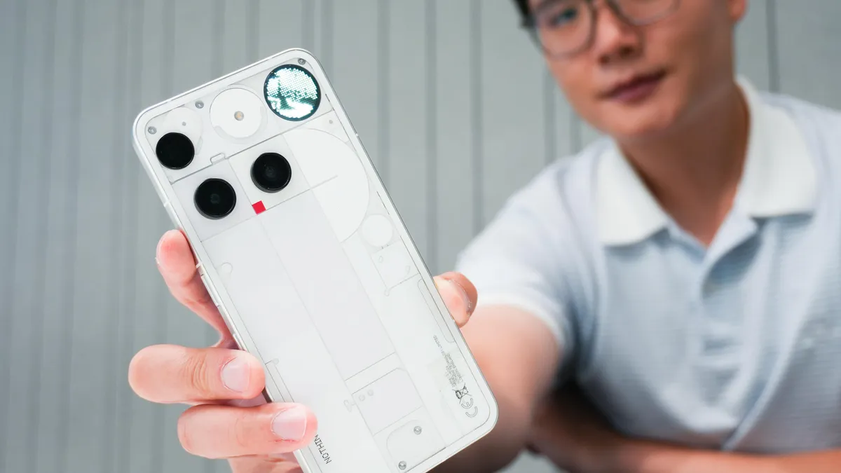 Featured image for 12 Android Settings to Boost Battery Life