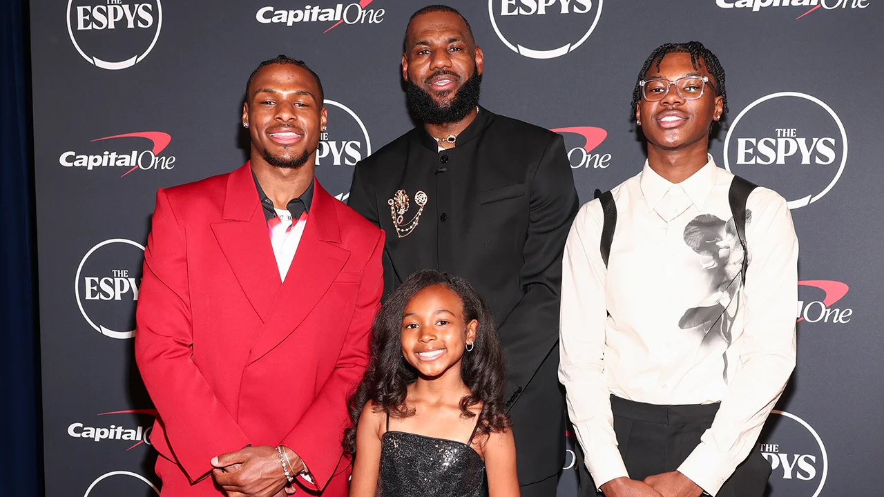 "Brotherly Bond: Bryce James Shares Heartwarming Photo with Bronny After Scary Incident"