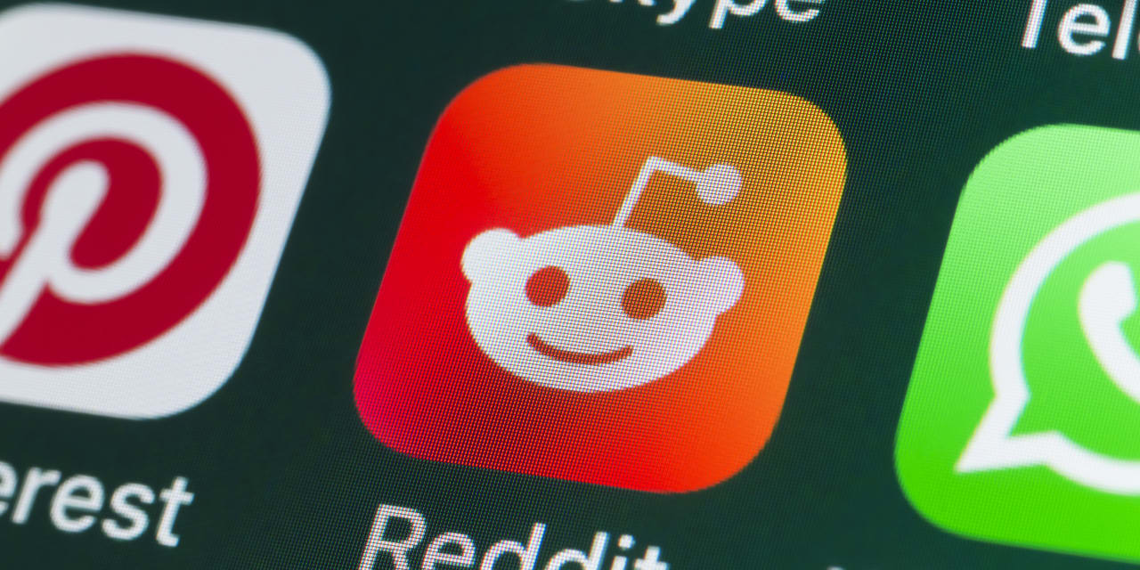 "Reddit's $6.4 Billion IPO: A WallStreetBet Comeback"