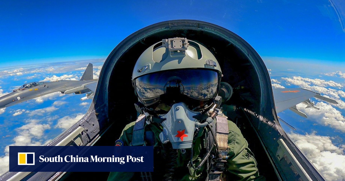 Export restrictions imposed on flight training for Chinese pilots by US.