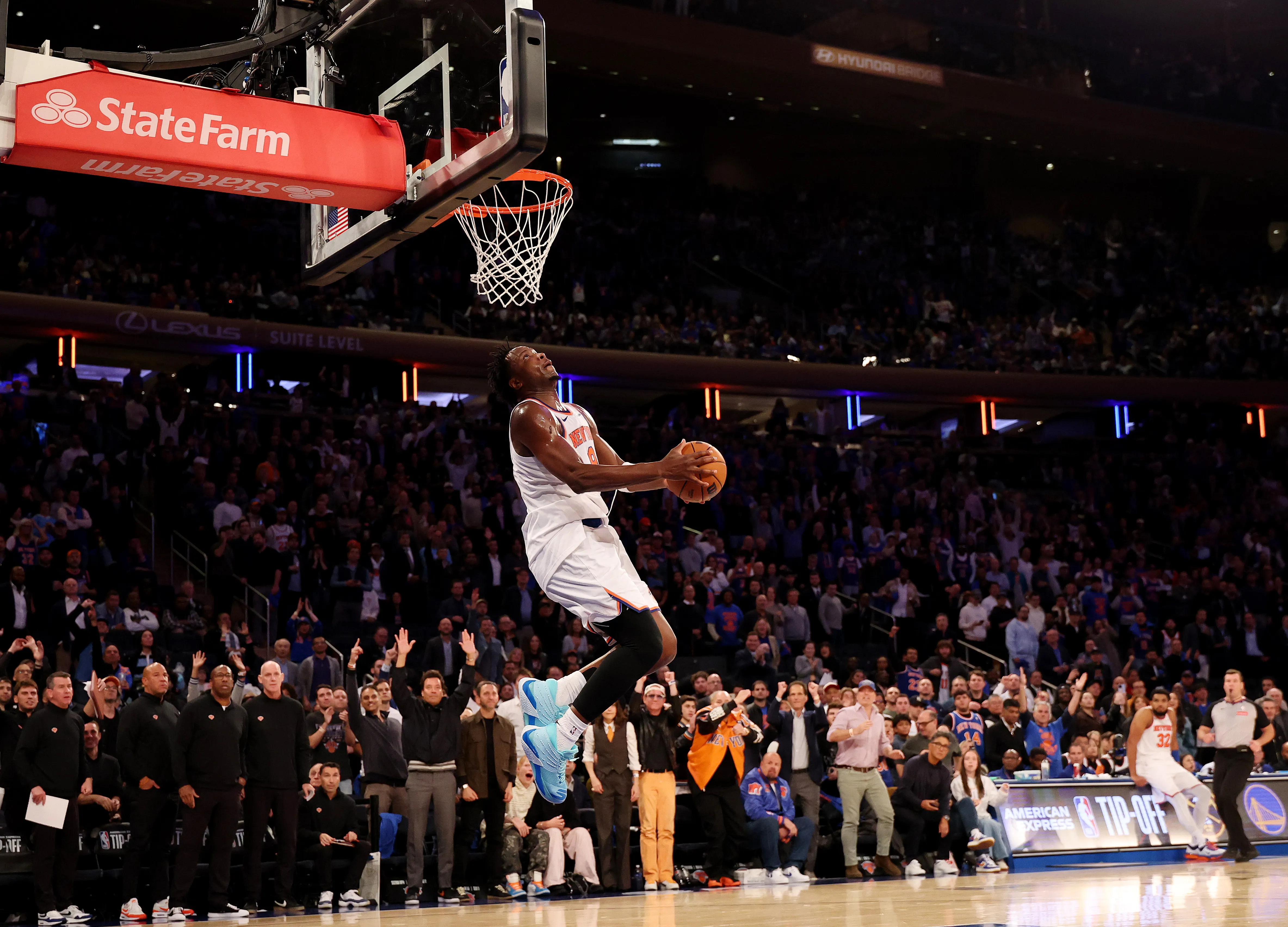 Featured image for Knicks Edge Cavs in Opening Night Thriller with OG Anunoby's Heroics