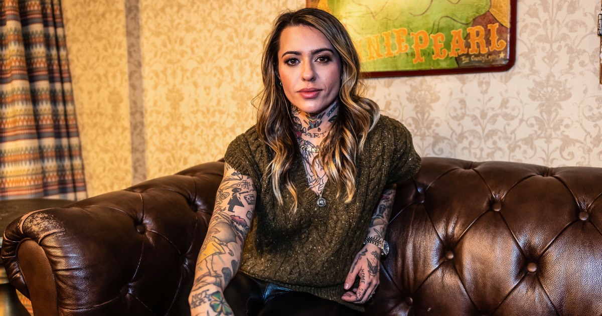 Featured image for "Morgan Wade Opens Up About Double Mastectomy Recovery: No Regrets"