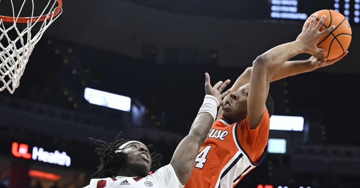 Featured image for "Louisville's Losing Streak Continues as Syracuse Secures 82-76 Victory"