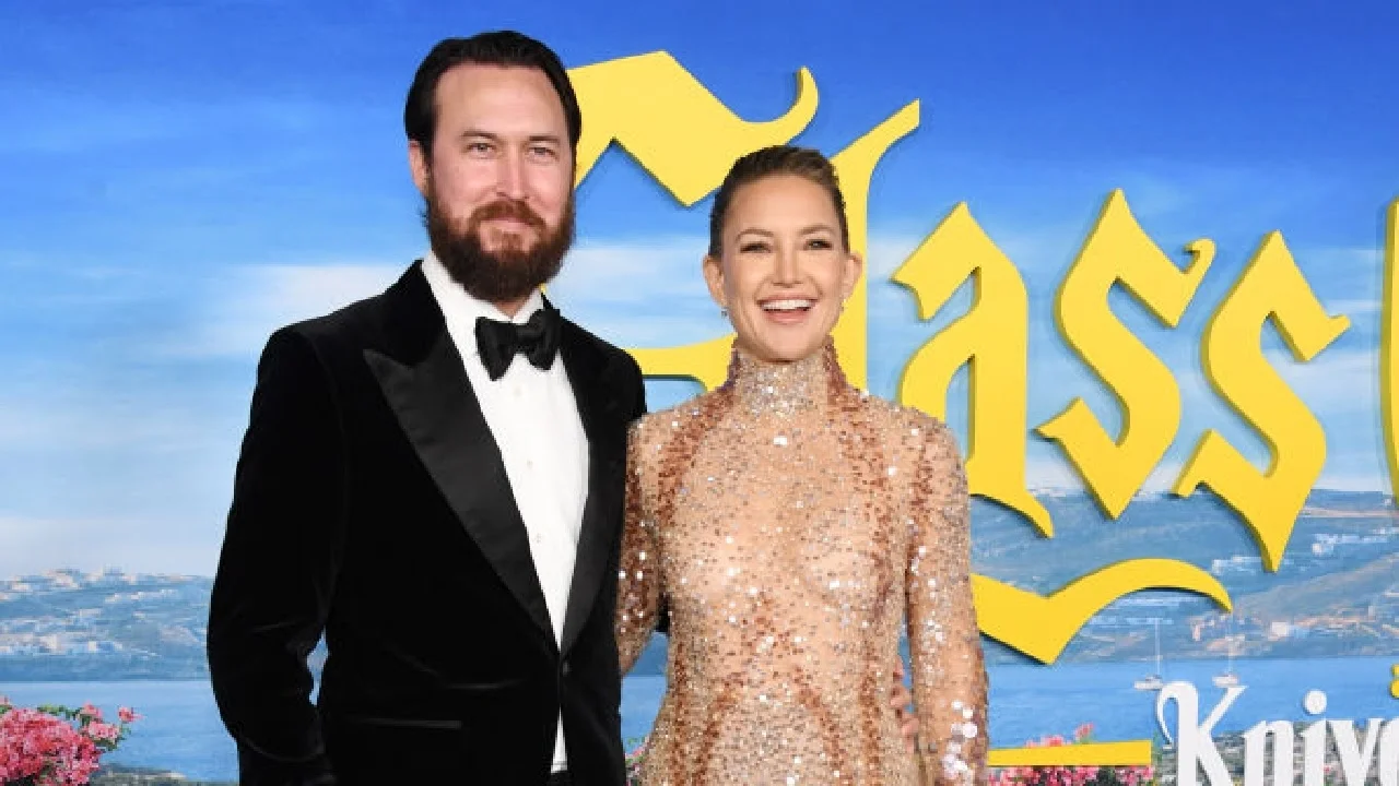 Celebrity Relationships: Insights and Revelations.