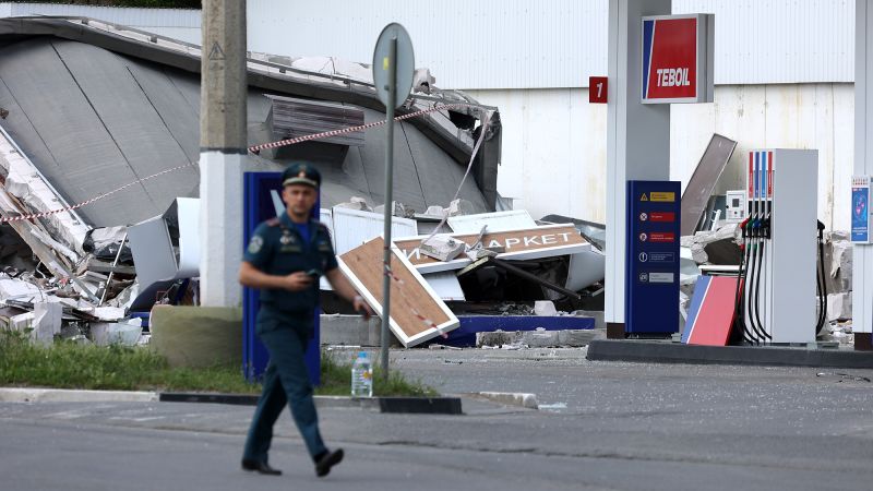 Featured image for Russia Extends Fuel Export Ban Amid Ongoing Ukraine-Related Disruptions