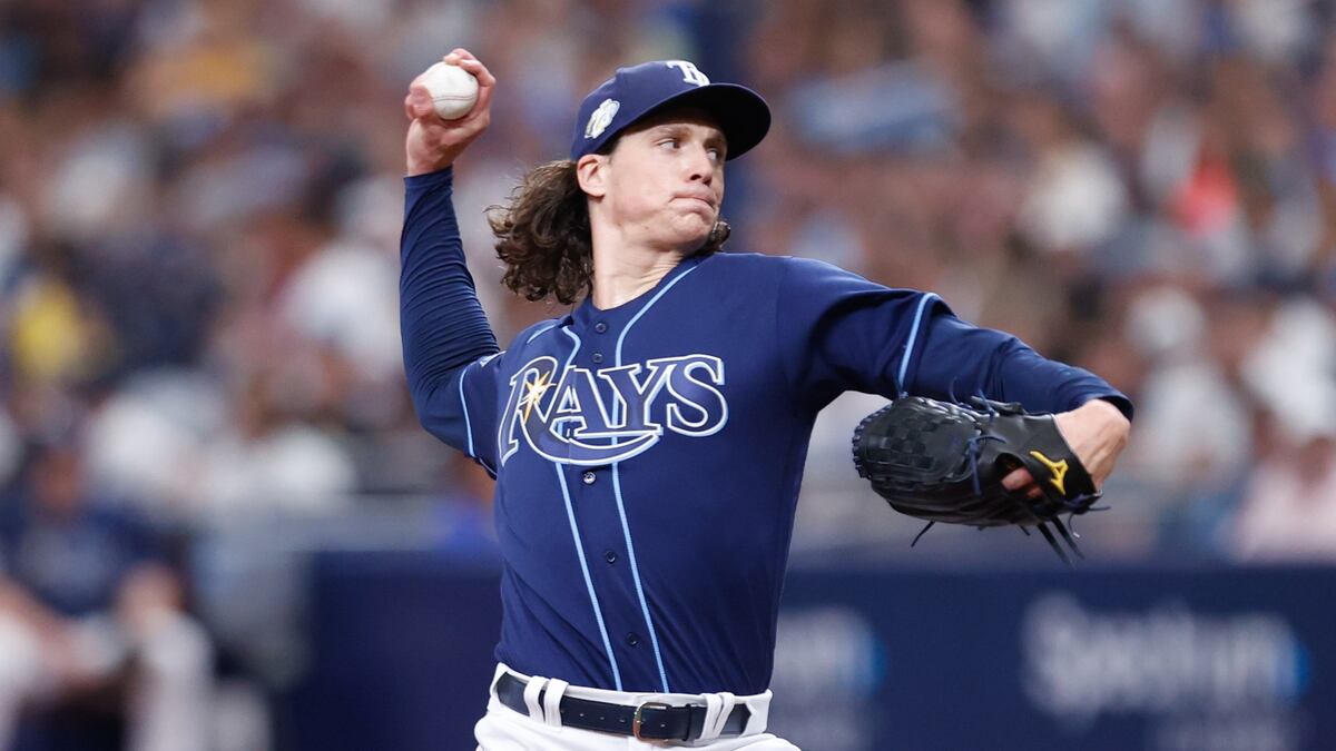 Featured image for Rays fall to Dodgers despite Glasnow's return and Paredes' strong performance.