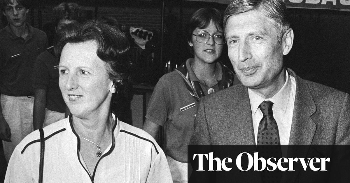 Featured image for "Dutch Ex-PM and Wife Choose Duo Euthanasia, Die Hand in Hand"